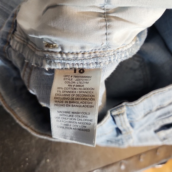 JORDACHE Graphic Jeans Distressed Raw Hem Studs 18 - Picture 10 of 11